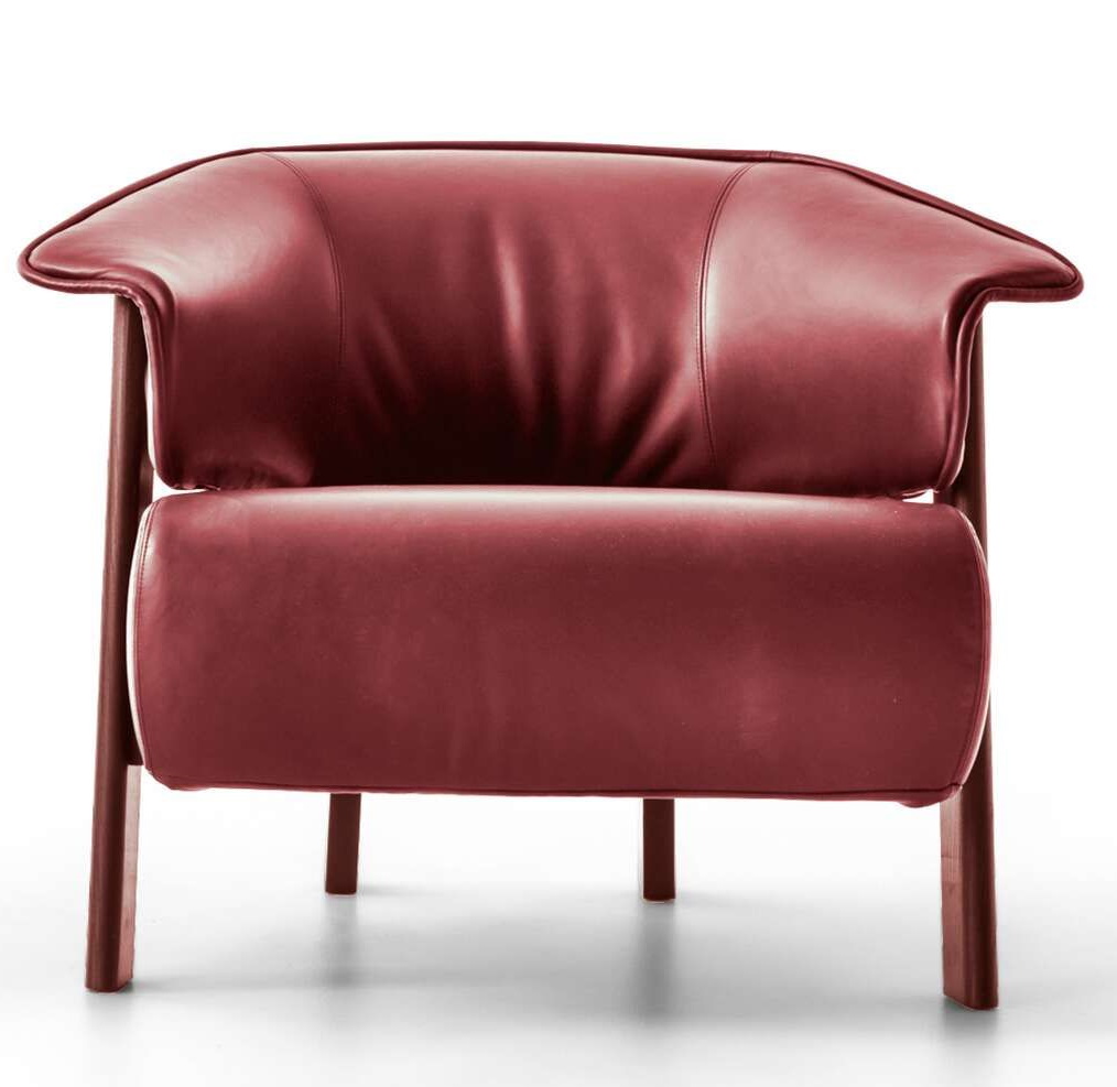 Roter Back-Wing Sessel von Cassina mit Lederbezug und Holzgestell, moderner Design-Sessel.