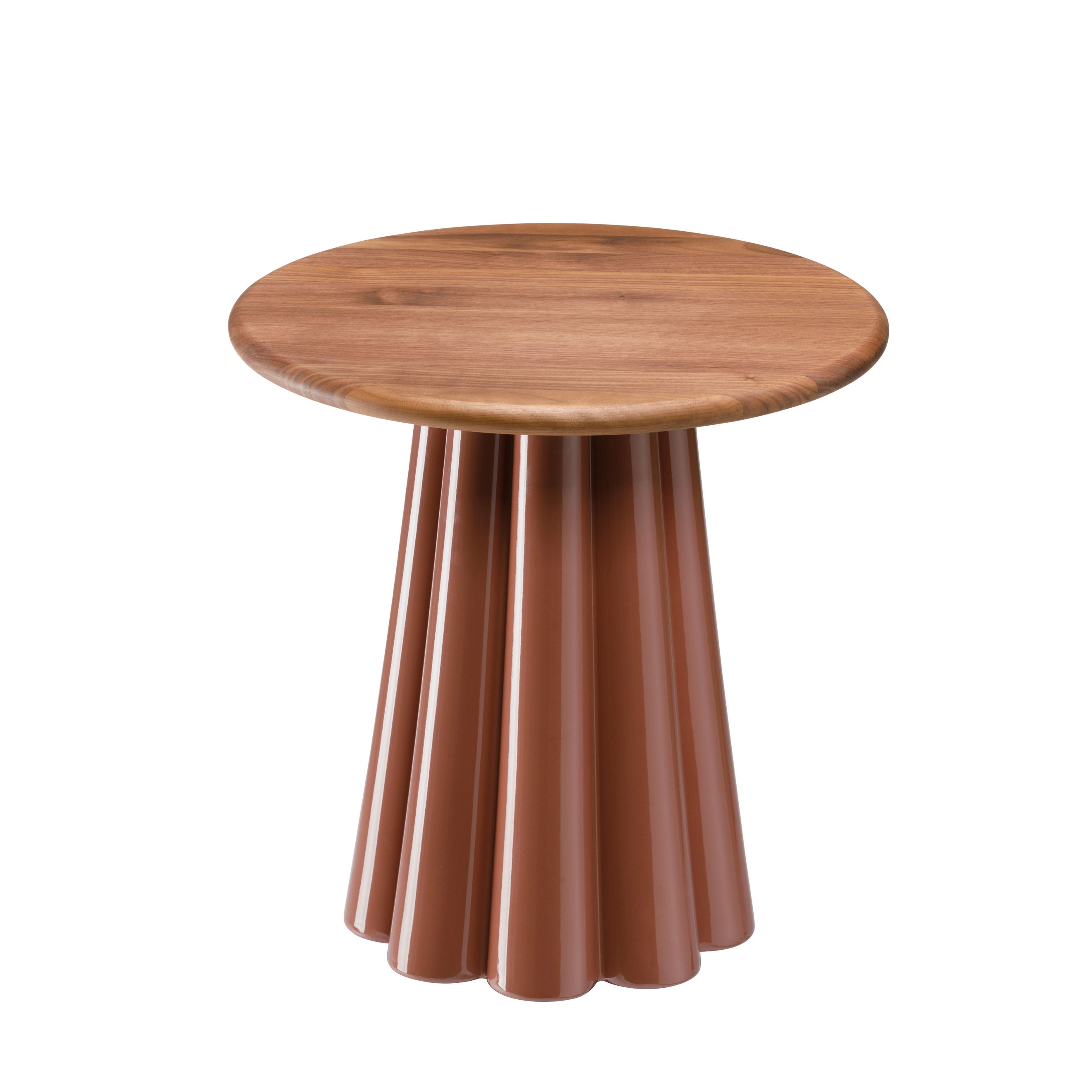 Bromo Beistelltisch Favius mit runder Holzplatte und geriffeltem, braunem Sockel. Moderner kleiner Tisch.