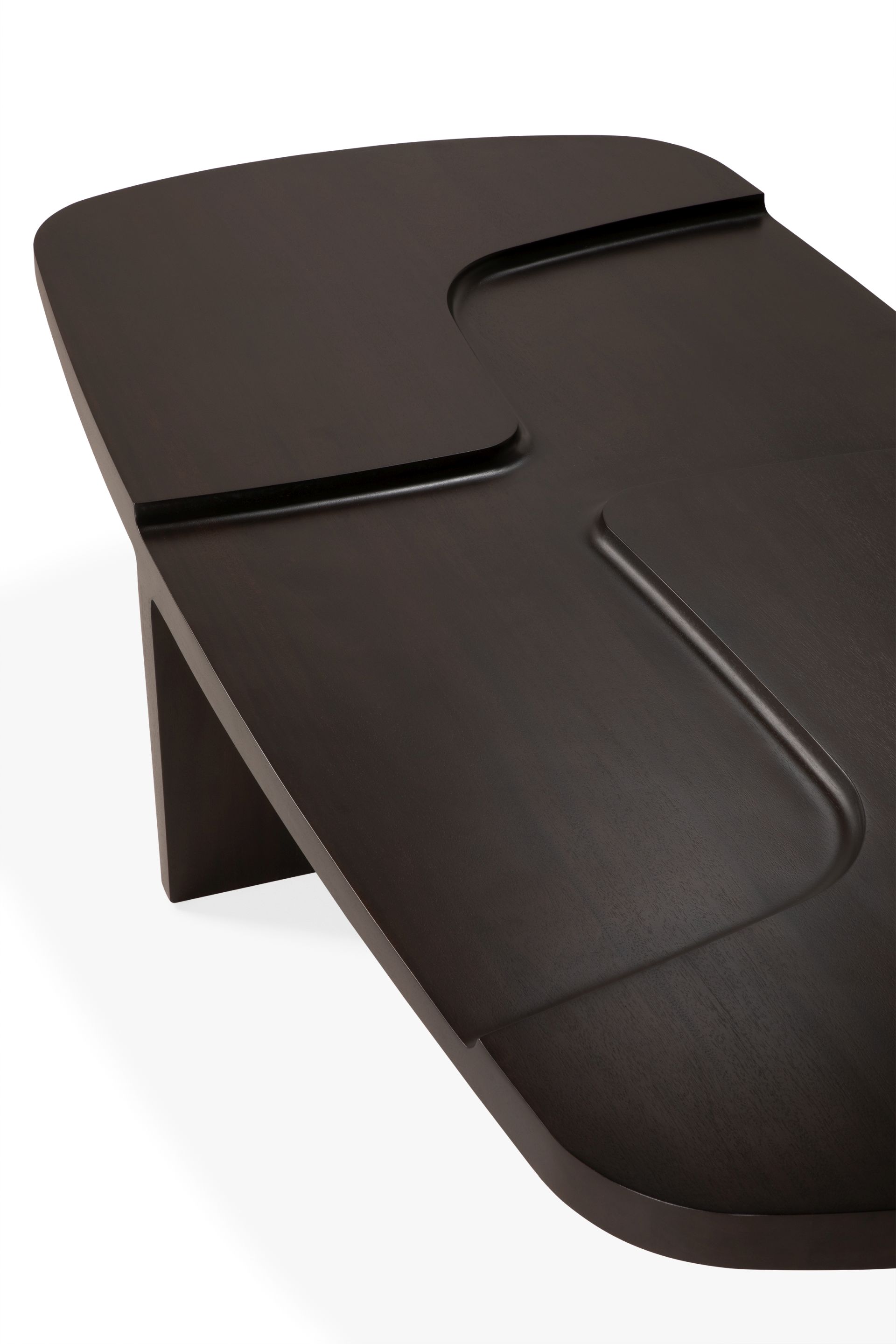 Brutalistische salontafel van Ethnicraft