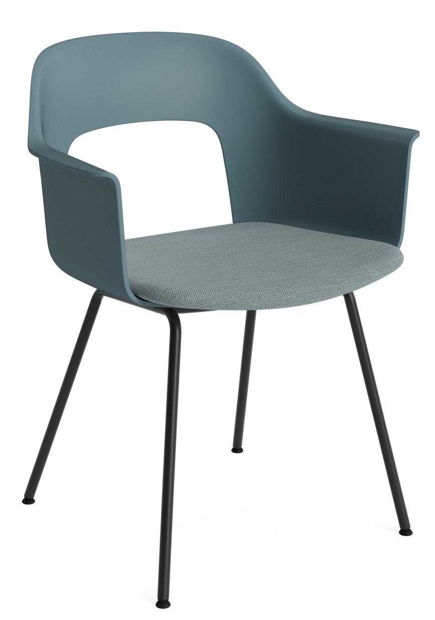 Layout Armchair 213 von Hay: Blauer Armlehnstuhl mit grauem Sitzpolster und schwarzem Metallgestell. Moderner Stuhl für Wohnzimmer und Büro.