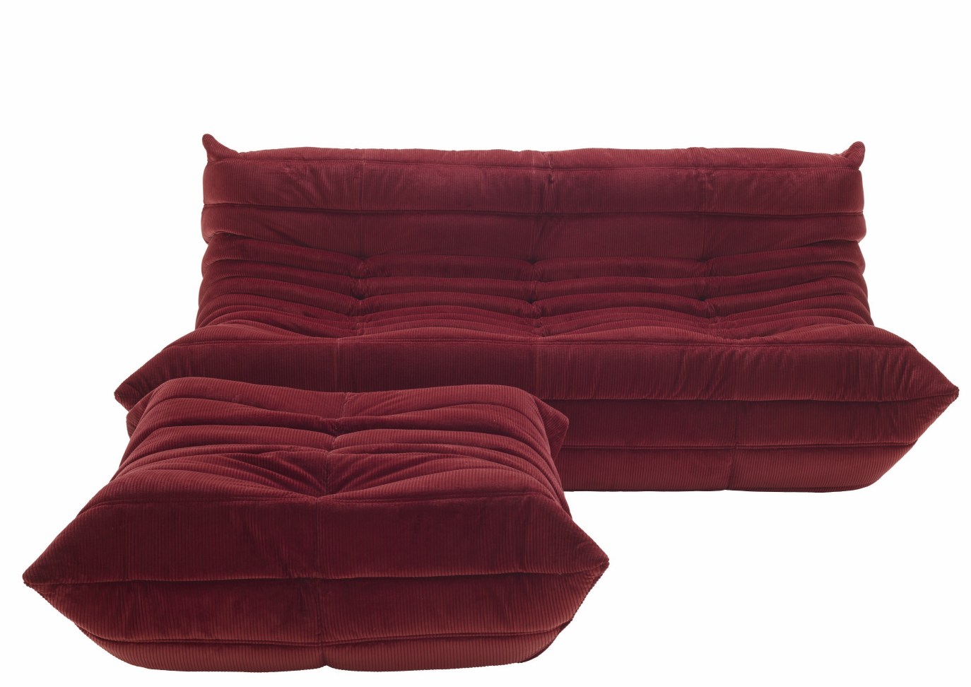 Burgunderroter Togo Hocker von ligne roset aus Cord, modernes modulares Sitzmöbel für Wohnzimmer.