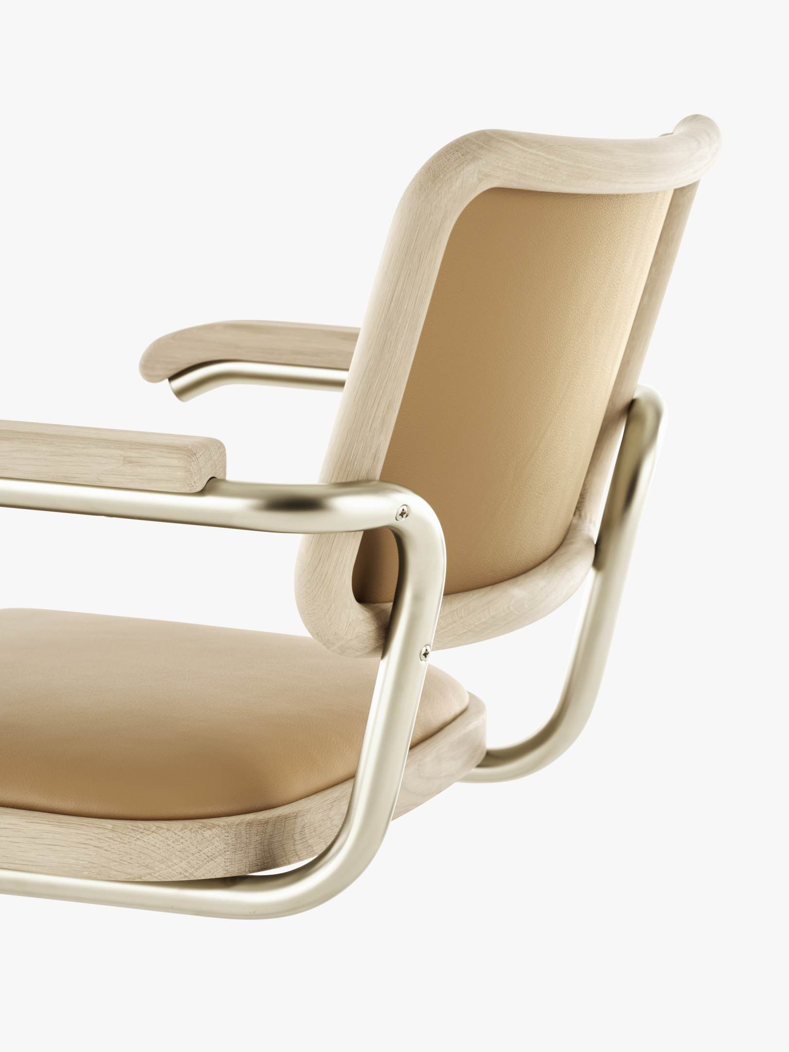 JS. Thonet S 64 P Freischwinger Stuhl mit hellem Holzrahmen und beigem Lederbezug, Rückansicht.
