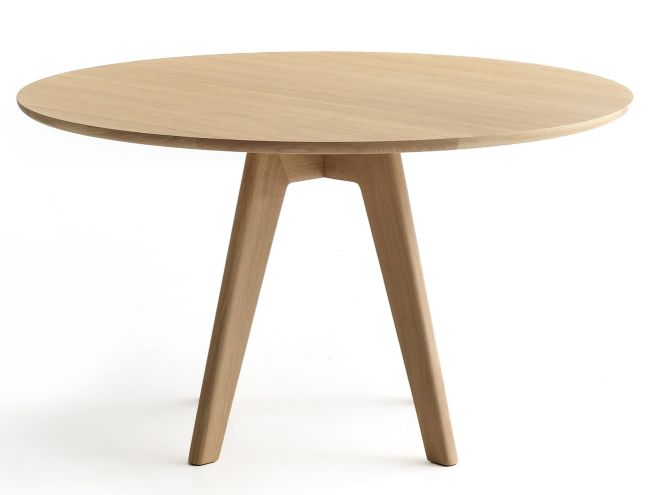 Mathilda Tisch: Runder Esstisch aus hellem Holz mit drei Beinen. Moderner Holztisch.