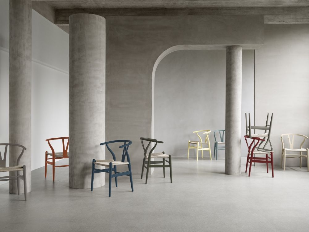 CH24 Wishbone Chair Stuhl von Carl Hansen & Søn in verschiedenen Ilse Crawford Farben.