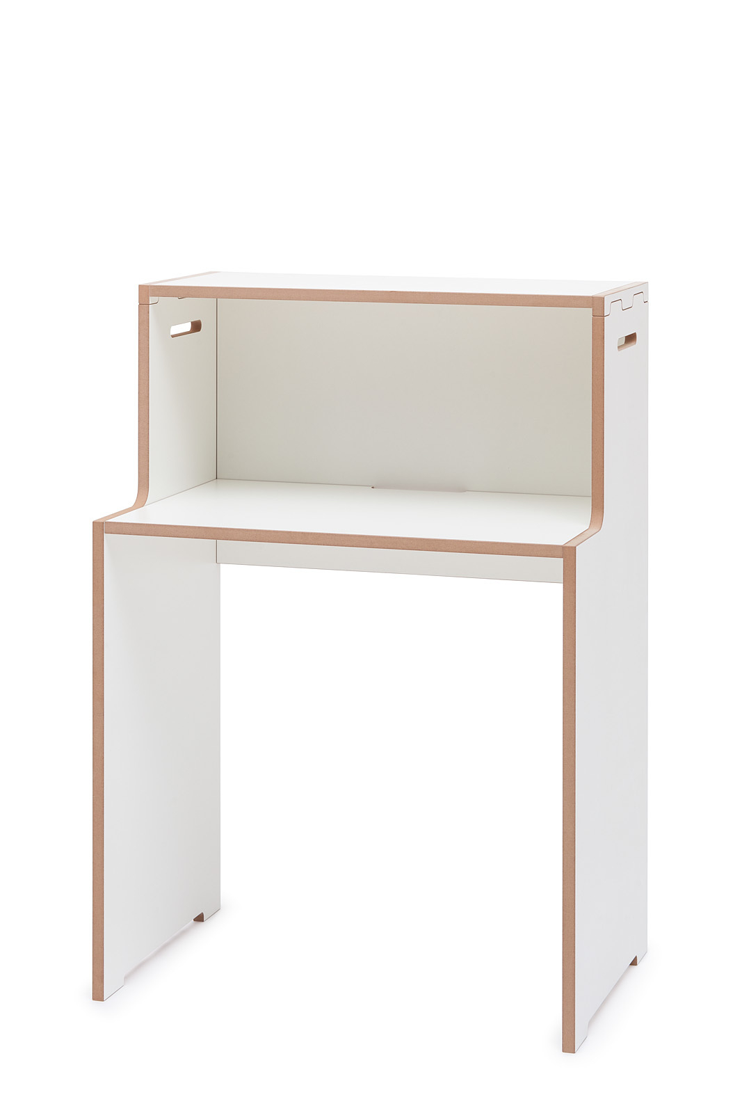 Weißer Tojo Schreibtisch mit Ablage, minimalistisches Design für Büro und Arbeitszimmer. Modern und funktional.