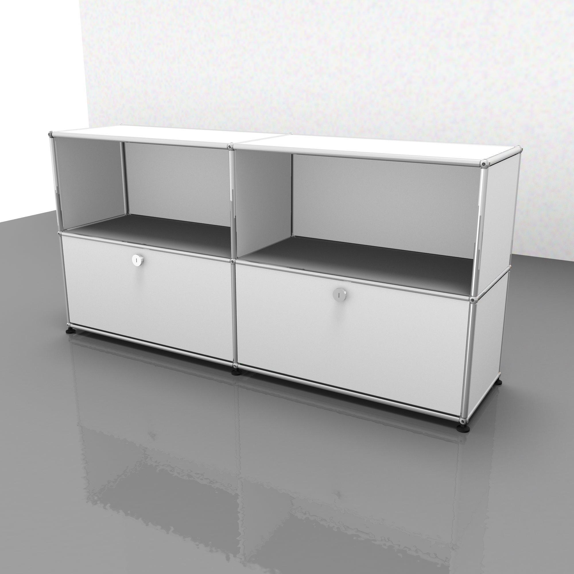Weißes USM Haller Sideboard mit zwei Klappen und verchromtem Gestell vor weißem Hintergrund.