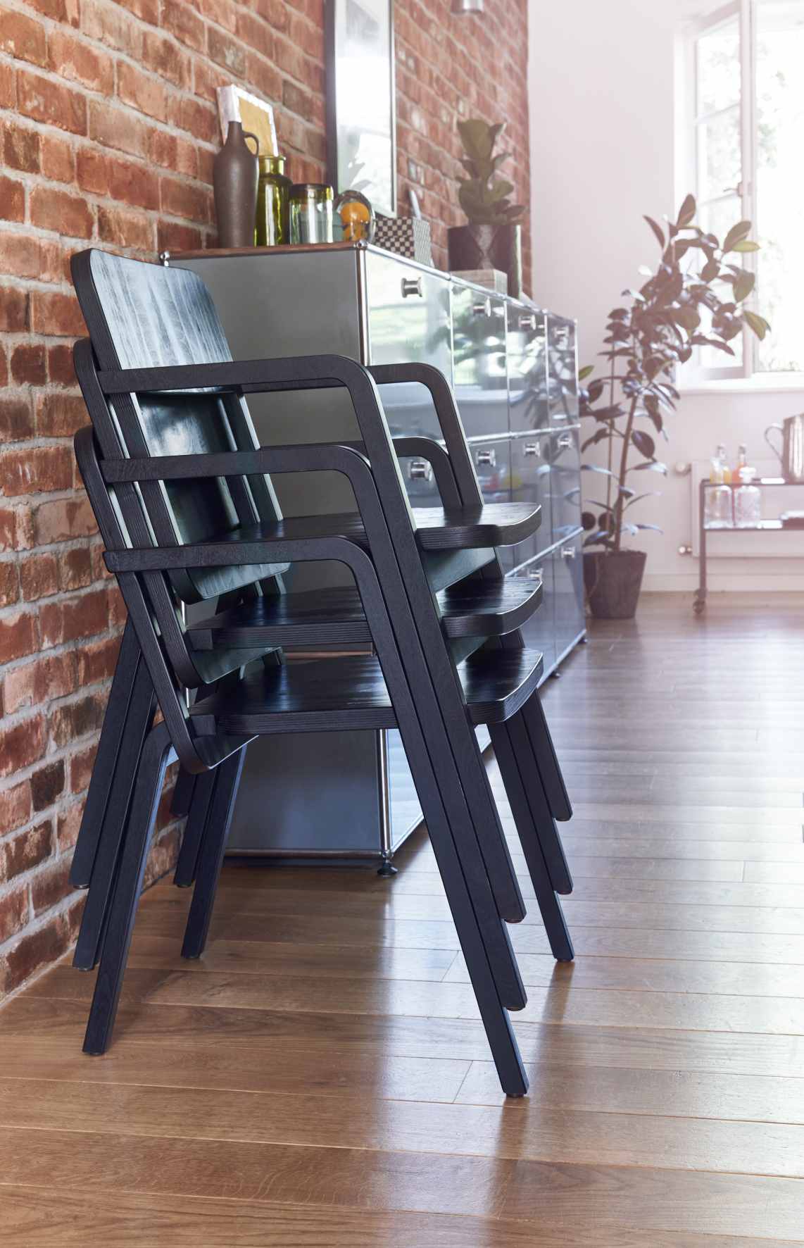 Prater Chair stoel Richard Lampert