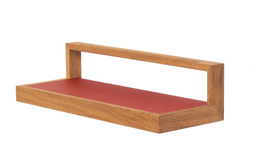 Ablageboard "buck das kleine b" aus Holz mit roter Ablagefläche, Wandregal für Bücher und Deko.