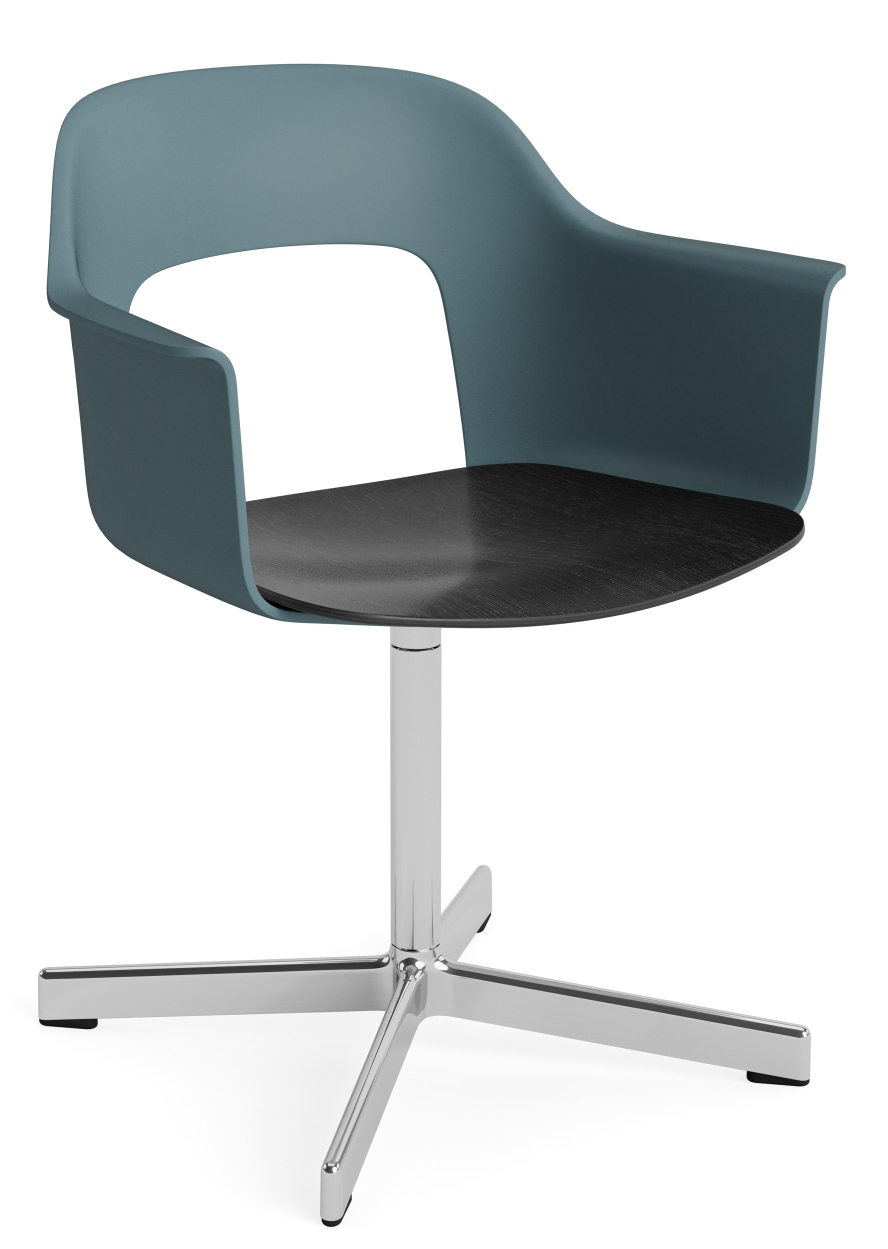 Layout Armchair 232 von Hay, Bürostuhl mit Armlehnen, blaugrüne Sitzschale und schwarzem Holz-Sitzfläche auf Chromfuß.