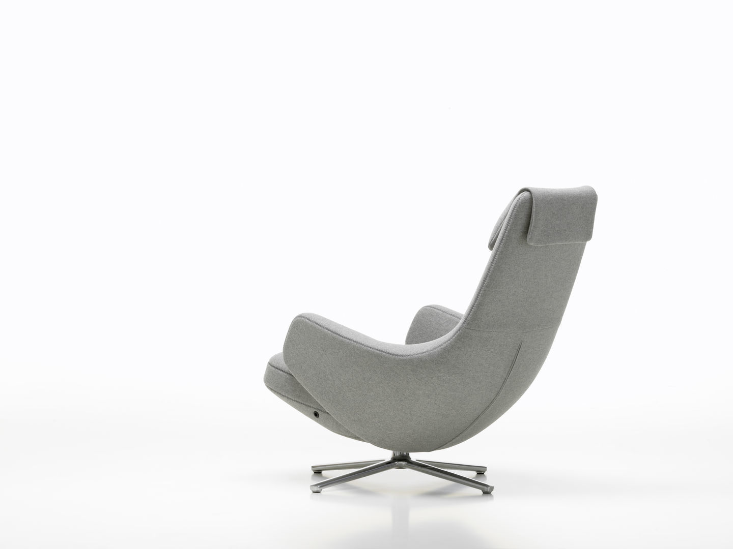 Grauer Repos Sessel von Vitra, Rückansicht, mit Drehfuß, für entspanntes Sitzen und modernes Wohnen.