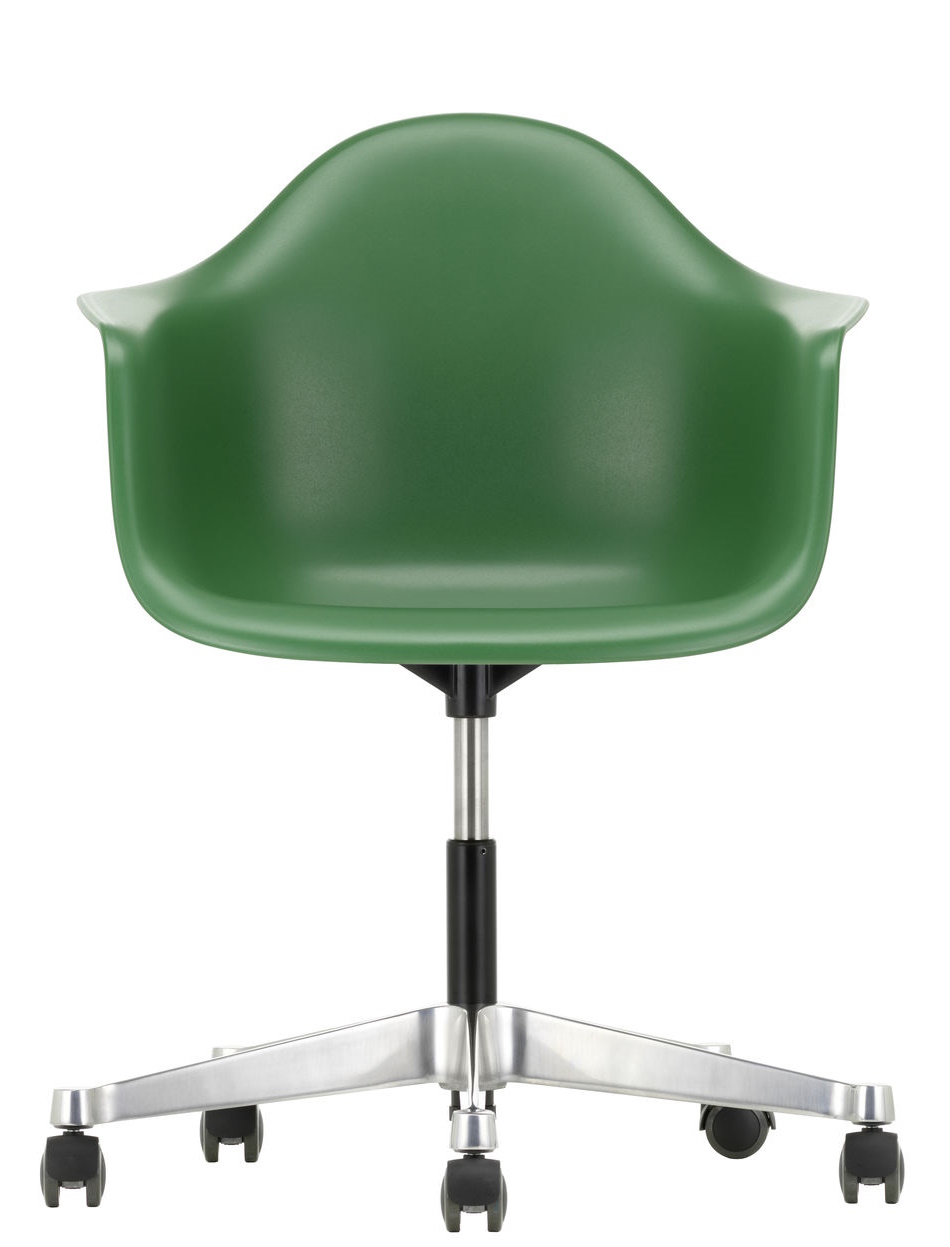 Eames Plastic Arm Chair PACC von Vitra in Grün mit Rollen und Aluminiumfuß.