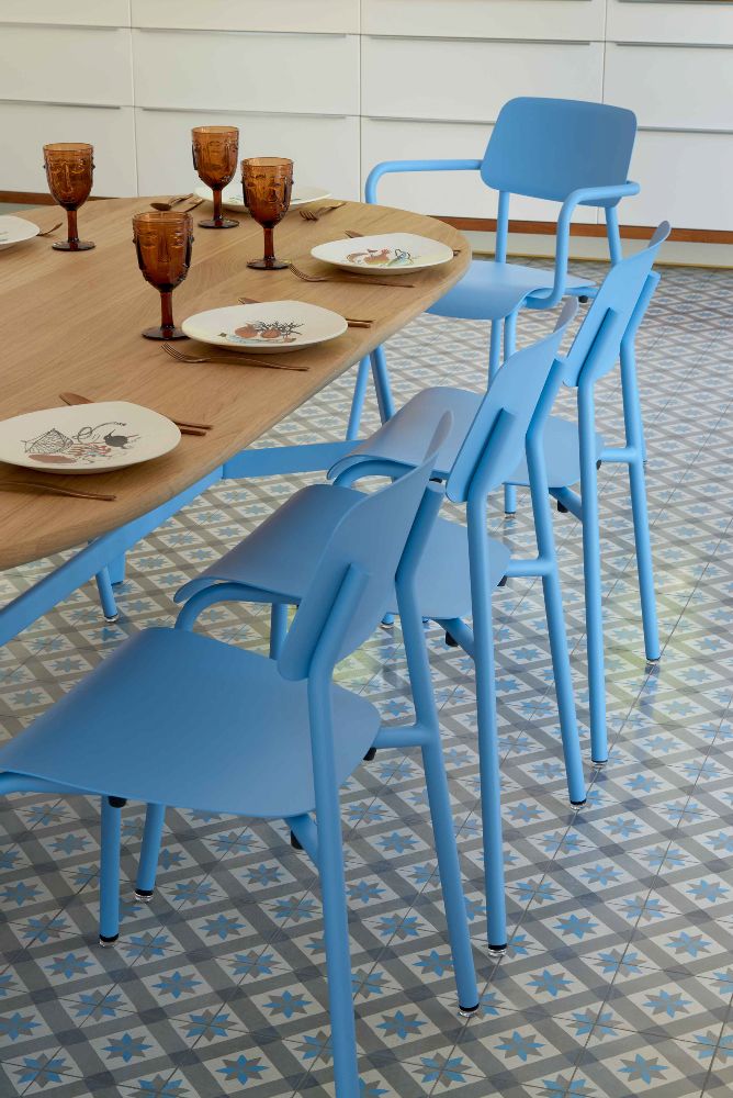 SO’O eettafel van eikenhout 220 × 95 cm (ovaal) voor binnen Fermob