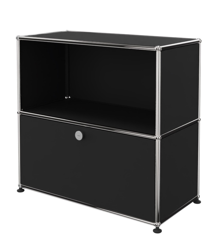 USM Haller Sideboard in Graphitschwarz mit einem offenen Fach und einer Klappe, modernes Design.