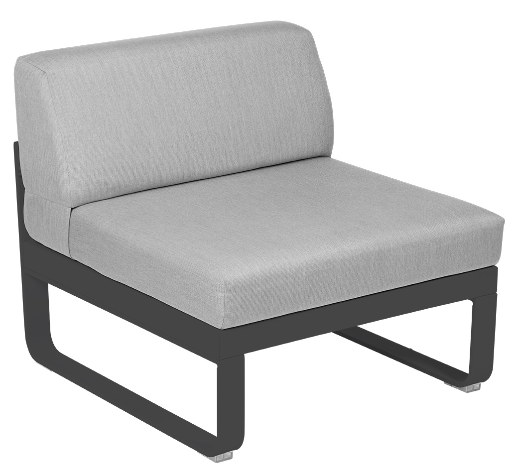 Bellevie Outdoor Sofa Modul Mitte, 1-Sitzer in Grau mit anthrazitfarbenem Gestell.
