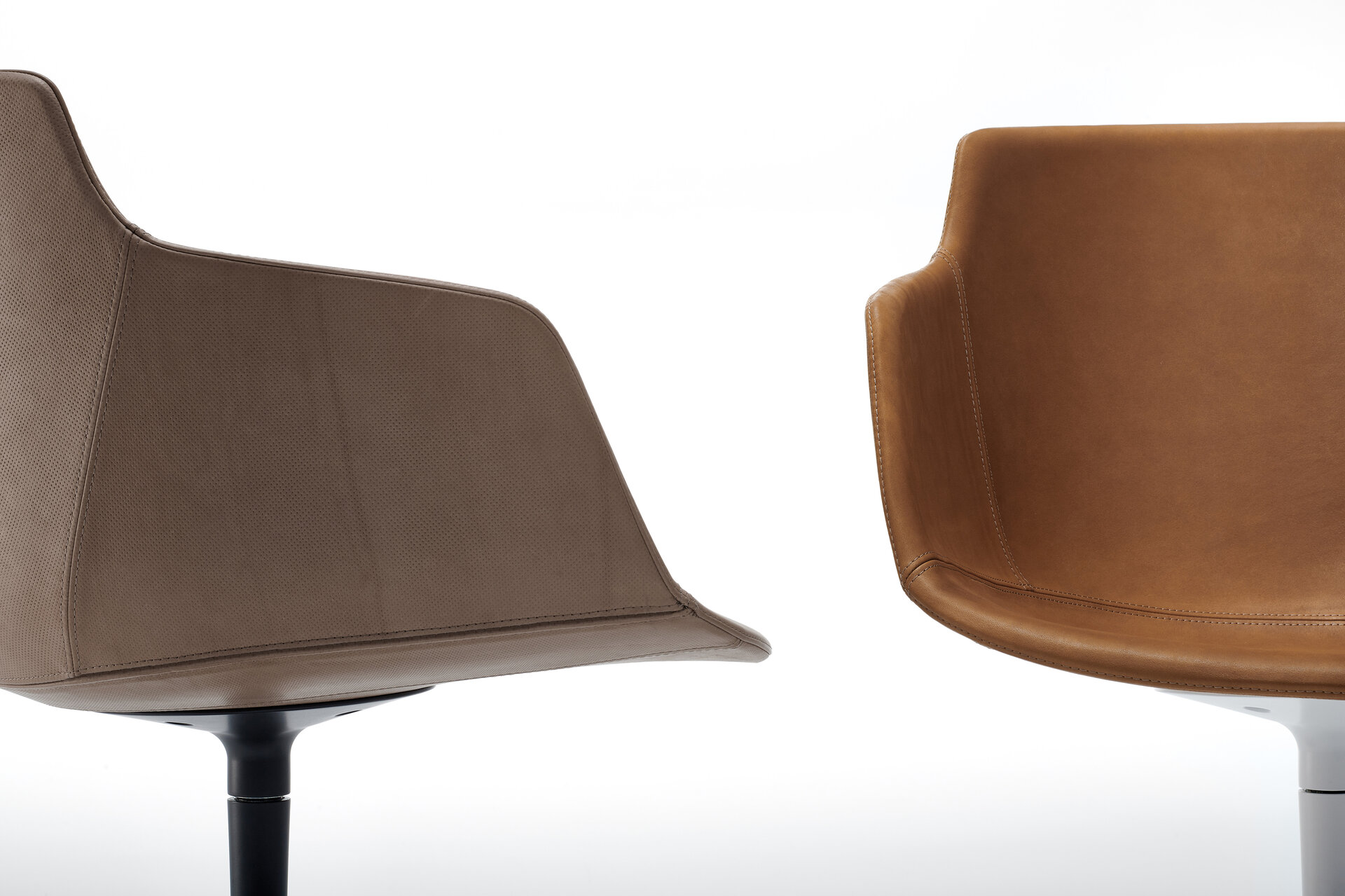Flow Armchair, fauteuil met armleuningen van MDF Italia
