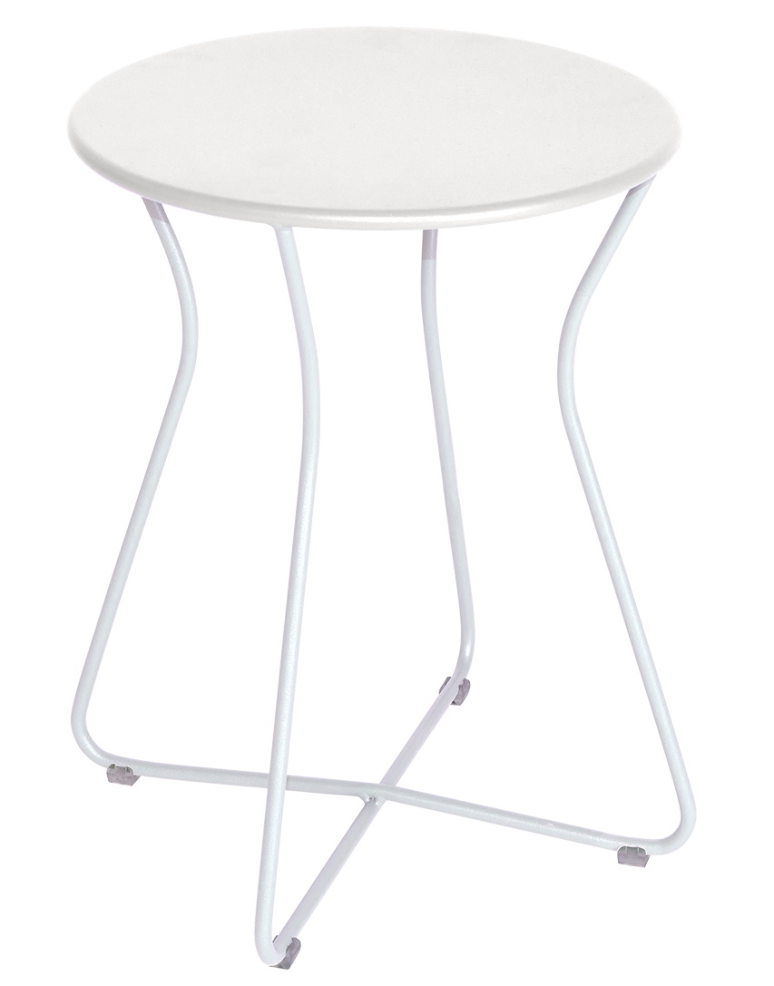 Weißer Cocotte Hocker von Fermob für den Außenbereich, runder Beistelltisch aus Metall, modernes Design.