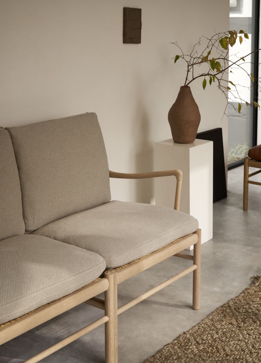 OW149-2 Colonial tweezitsbank van Carl Hansen & Søn