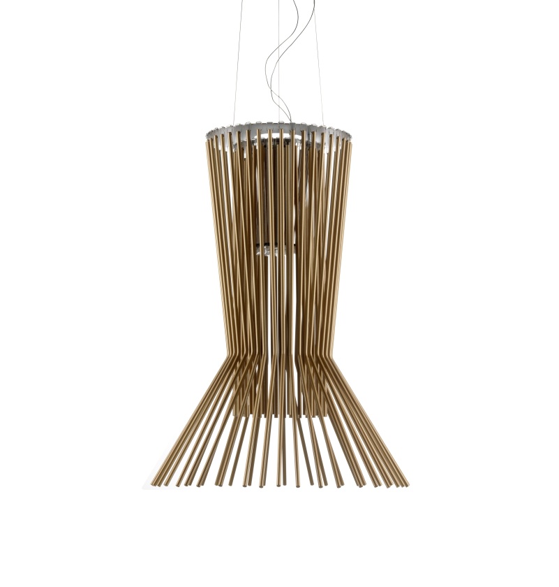 Allegro Vivace Deckenleuchte von Foscarini: Moderne Pendelleuchte aus goldenen Metallstäben für Wohnraumbeleuchtung.