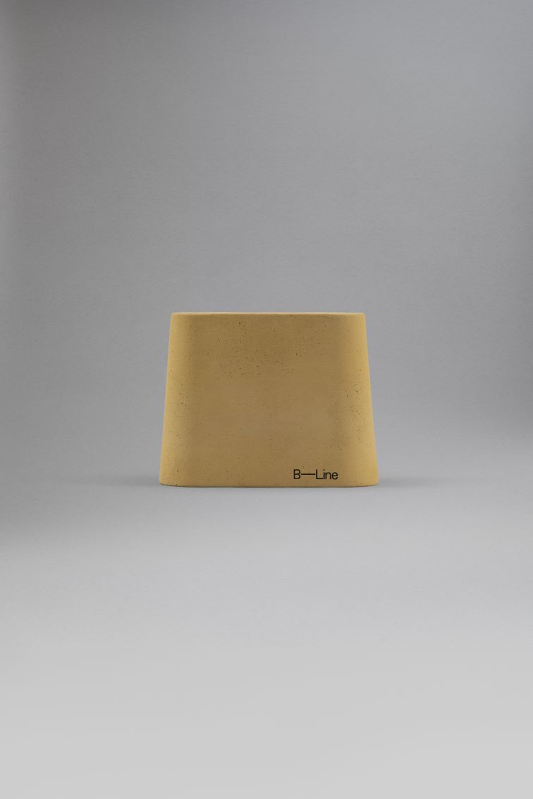 Aki Jr-pennenhouder van cement B-Line