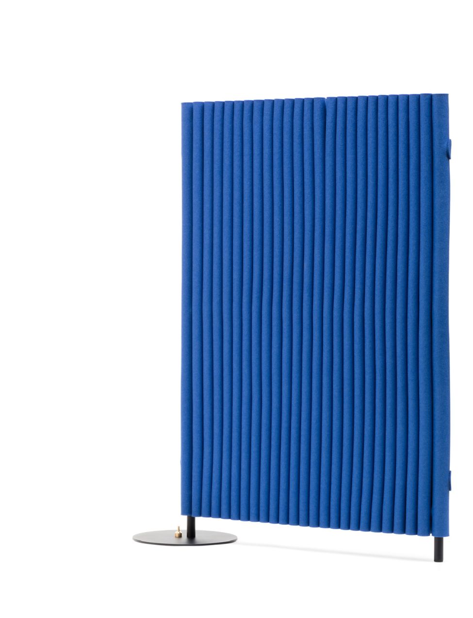 Blauer Welle Paravent von HEY-SIGN by BWF Group mit zwei Elementen und Tellerfüßen zur Raumtrennung.