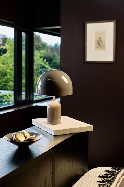 Bell draagbare LED-tafellamp / acculamp / tafellamp van Tom Dixon