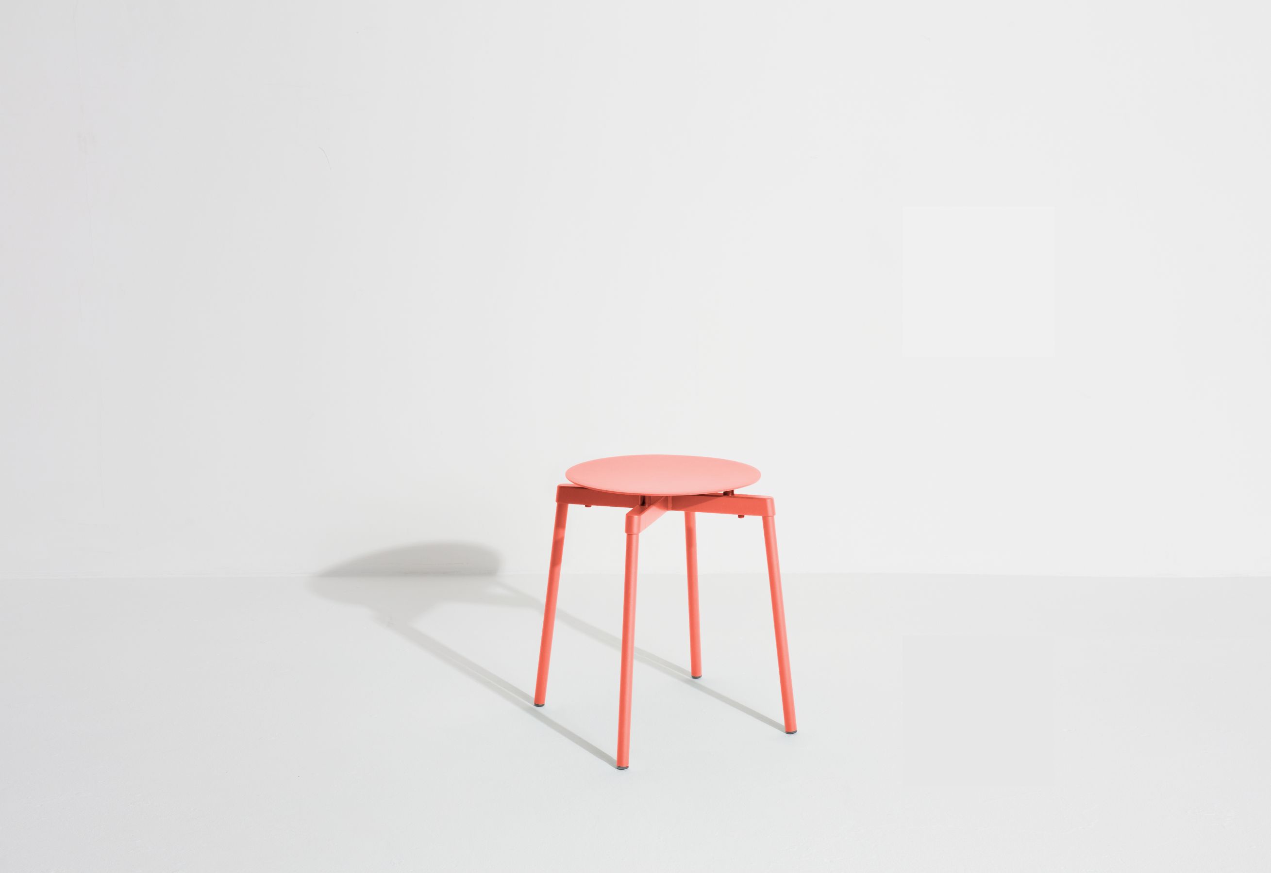 Fromme Stool kruk Petite Friture Coral