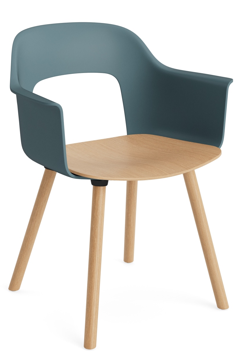 Hay Armlehnstuhl Layout Armchair 222 in Blau mit Holzbeinen und Sitzfläche, modernes Design.