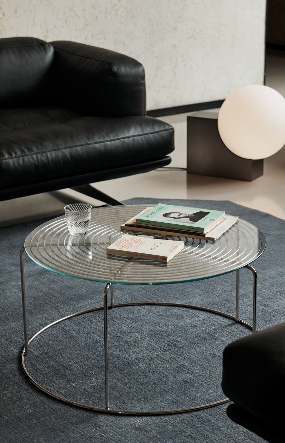 Wire Coffee Table salontafel met glazen blad AndTradition