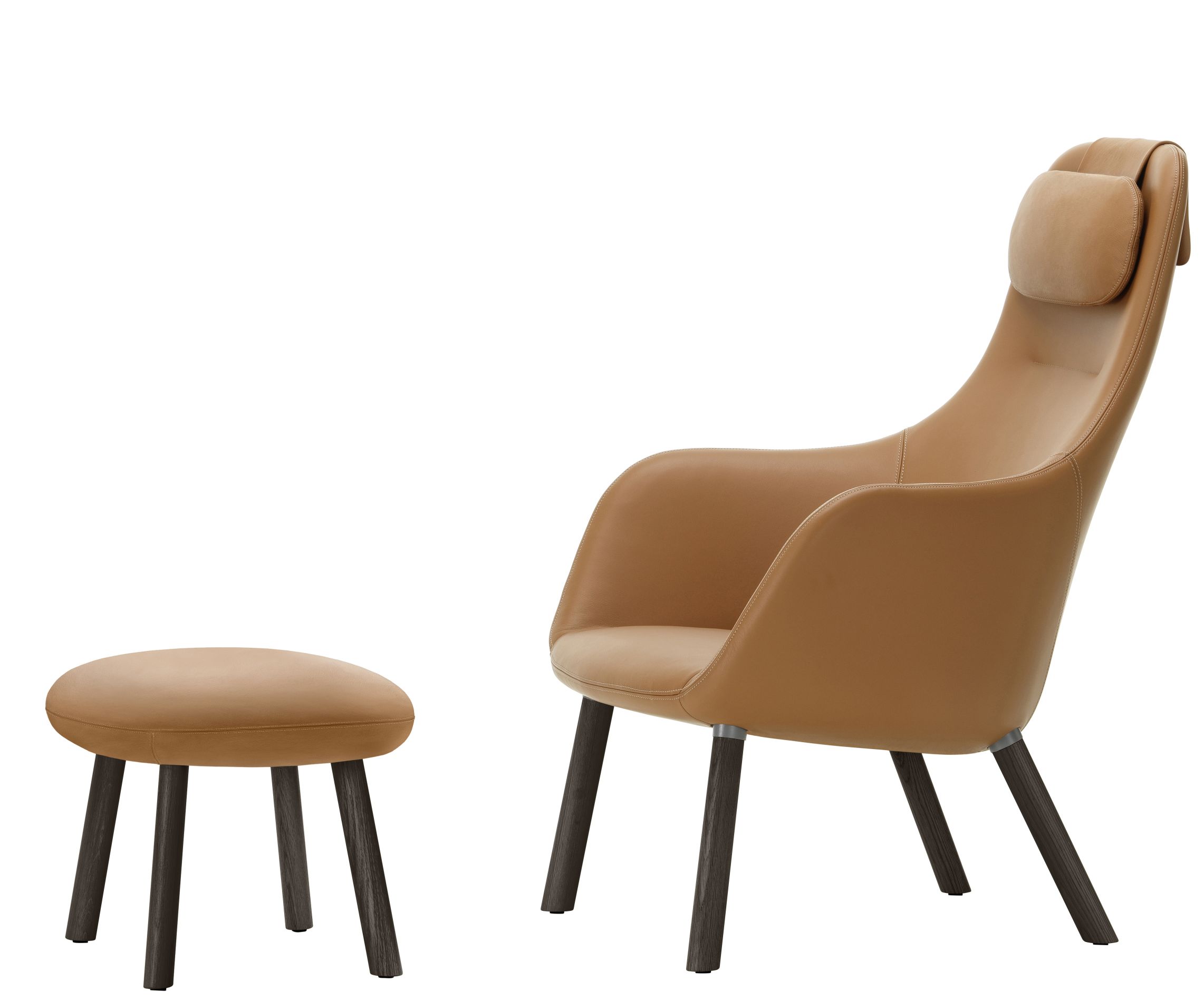 Hal Lounge Chair Sessel von Vitra mit Hocker, Lederbezug in Braun und dunklen Holzbeinen.