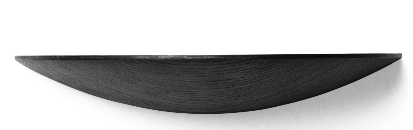 Schwarzes Gridy Fungi Regal von Audo, Wandregal aus Holz, modernes Design für Wohnaccessoires.