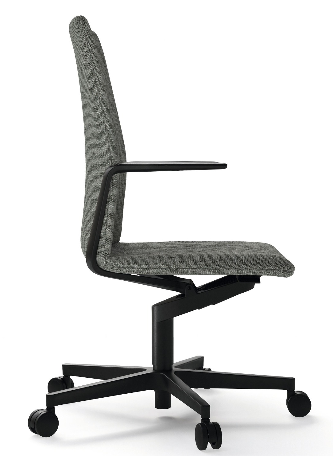 Leadchair Evo Bürostuhl von Walter Knoll, grauer Stoffbezug, schwarzes Fußkreuz mit Rollen, Seitenansicht.