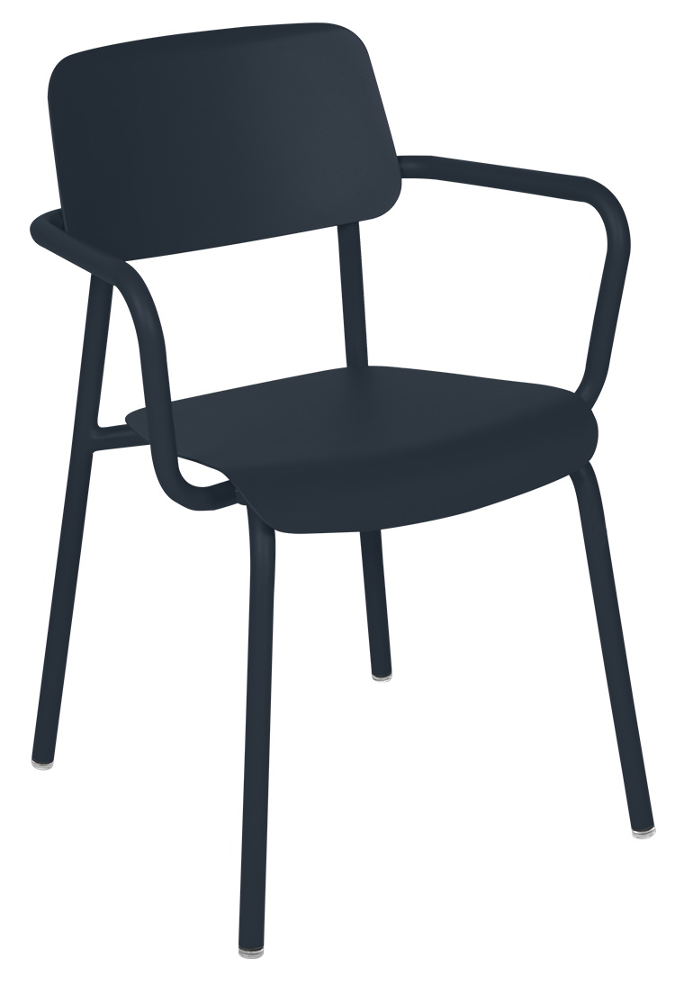 Blauer Studie Chair Stuhl von Fermob für den Außenbereich, moderner Gartenstuhl mit Armlehnen.