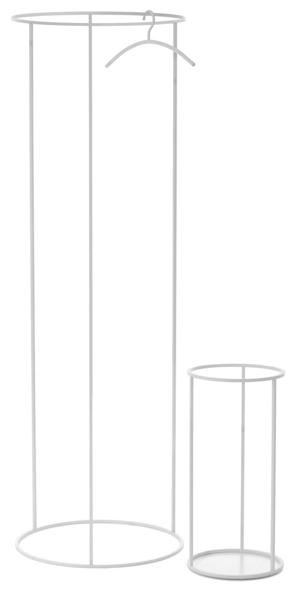 Schönbuch Rack Schirmständer/Beistelltisch, weißes Metallgestell, minimalistisches Design, mit Kleiderbügel, moderne Garderobenlösung für Flur und Eingangsbereich.