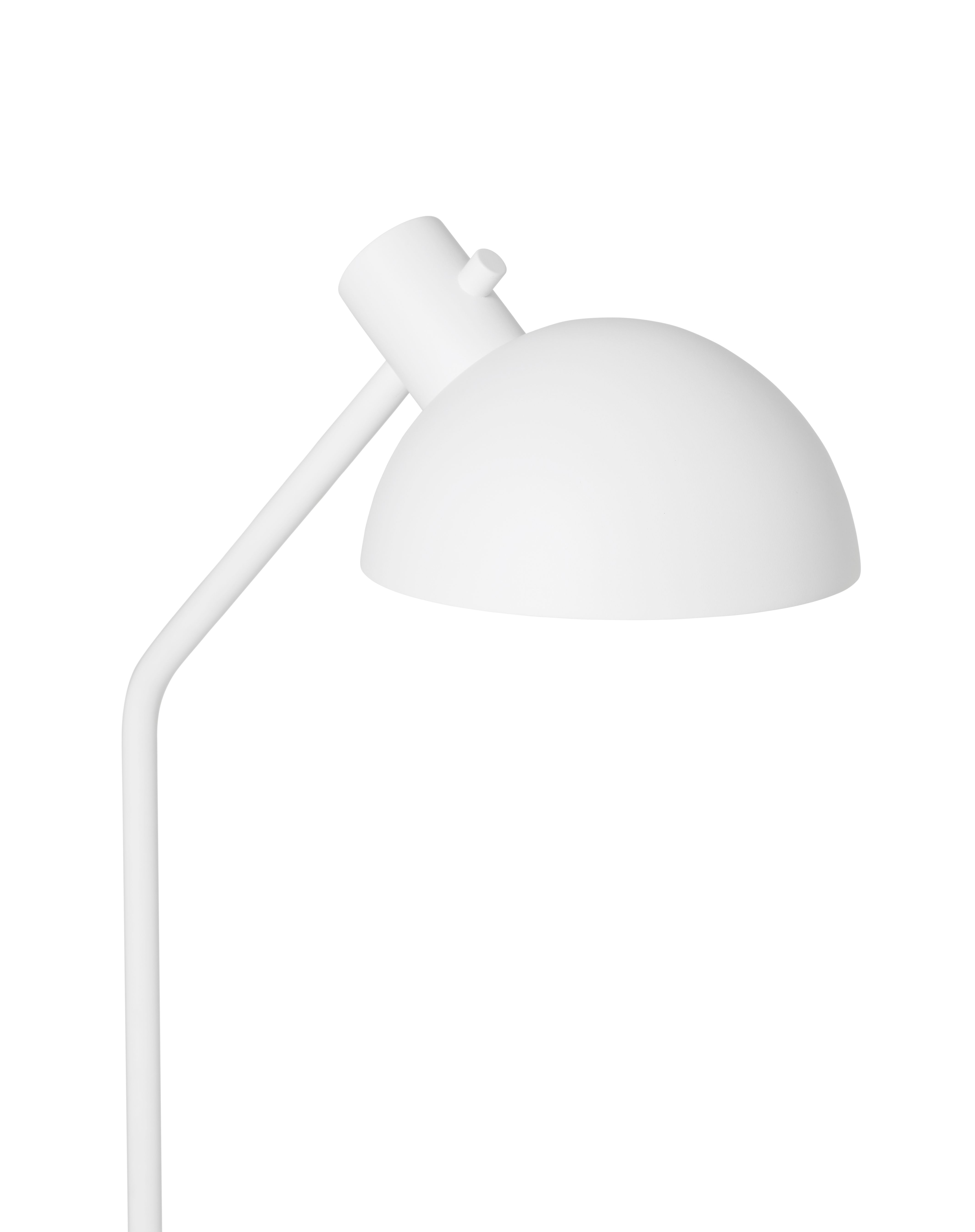 Weiße MO310 Tischleuchte von Carl Hansen & Søn: Moderne Designleuchte für Wohnzimmer und Büro.