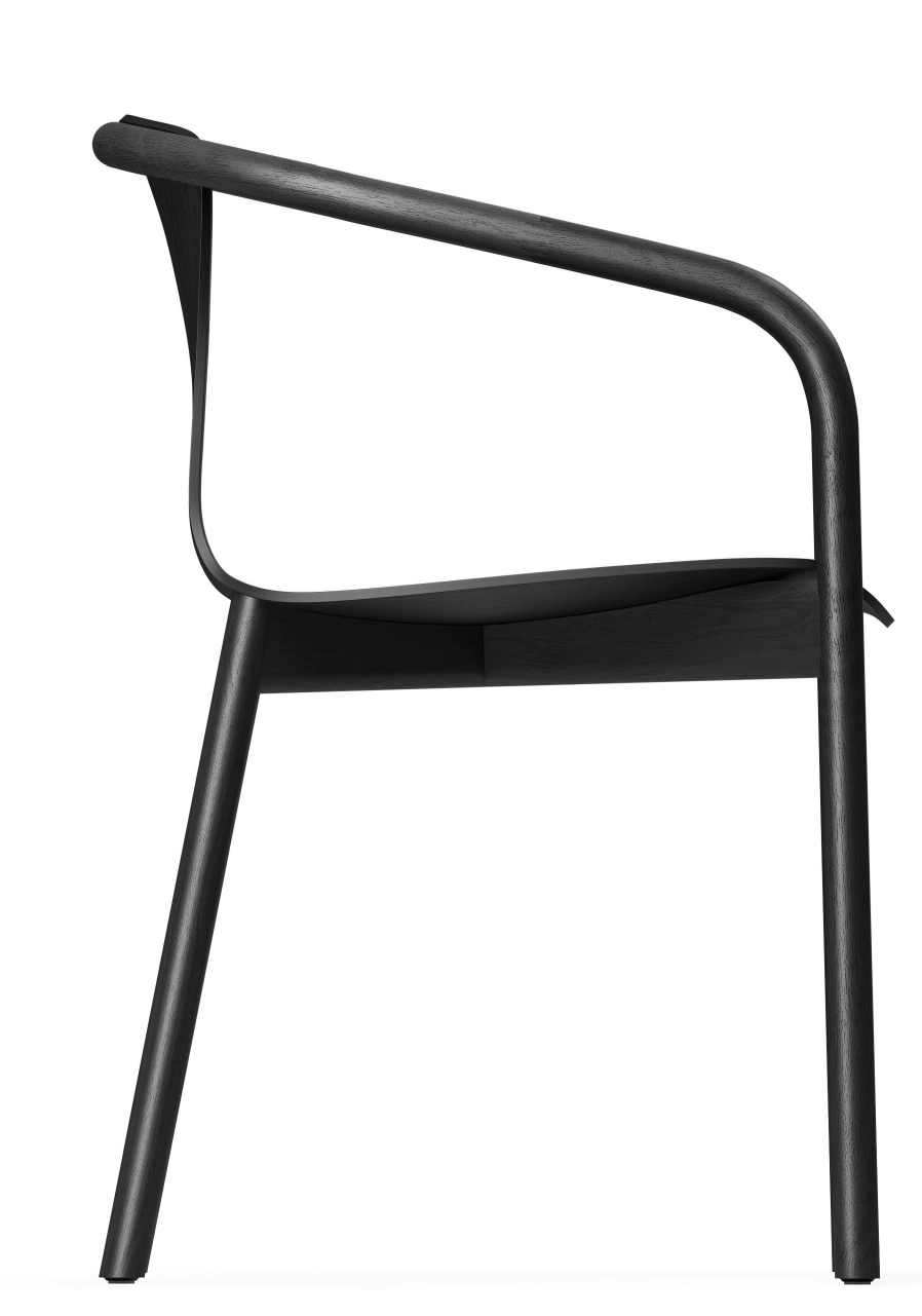 Osuu Chair von Walter Knoll, minimalistischer Holzstuhl in Schwarz, Seitenansicht für Esszimmer oder Büro.
