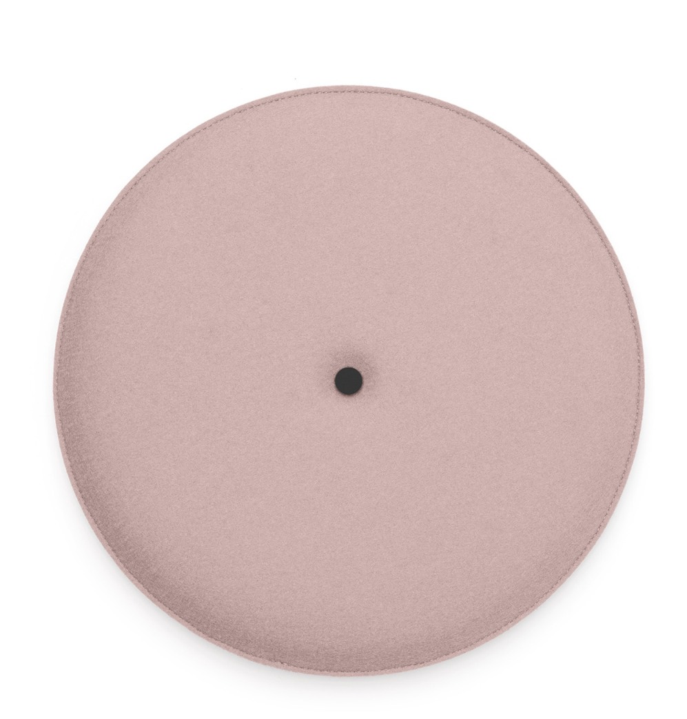 Runde, rosa Akustikplatte: HEY-SIGN Wandelement Spot zur Schallabsorption und Wandgestaltung.