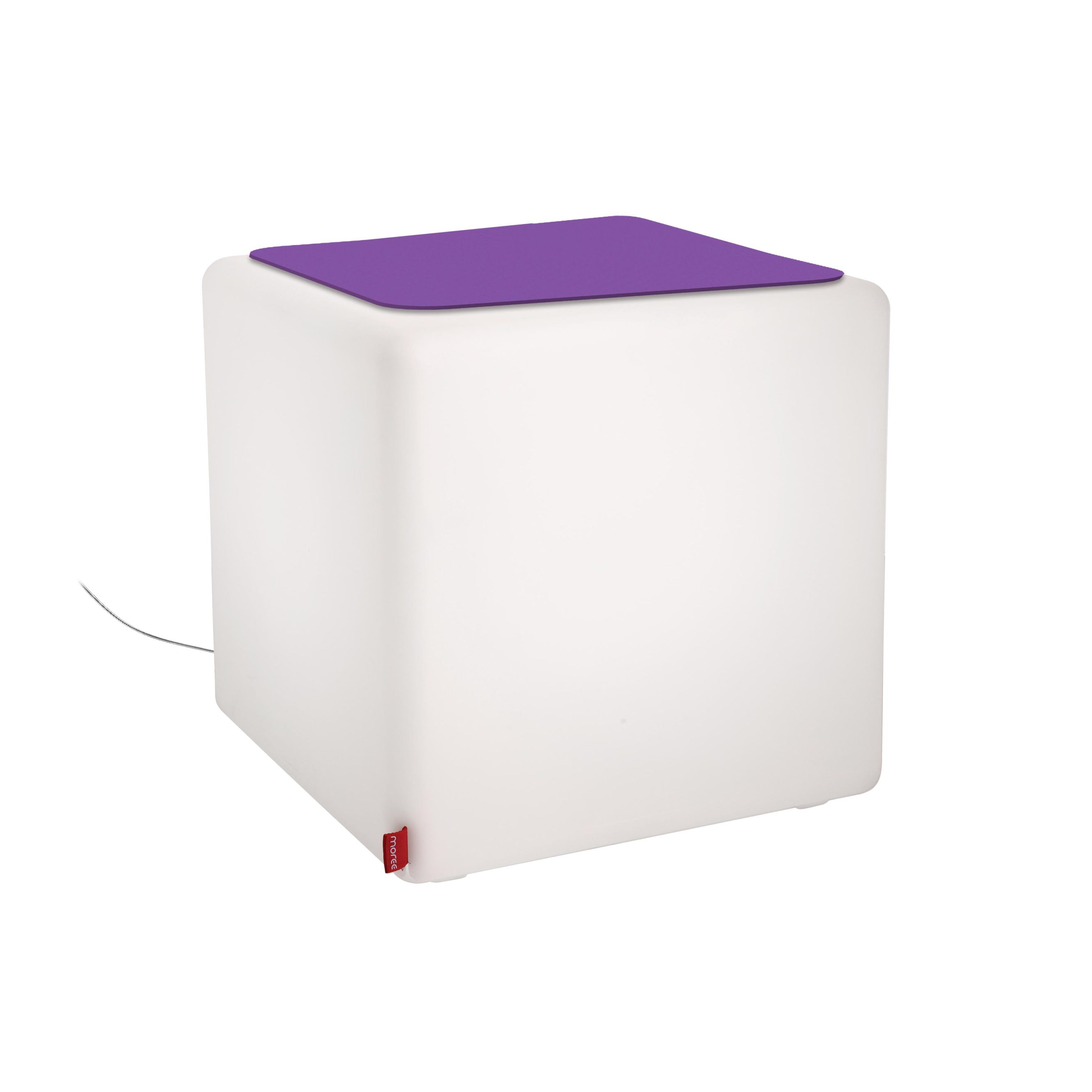 CUBE Hocker von Moree: Weißer Leuchtwürfel mit violettem Filzkissen als Sitzfläche oder Beistelltisch.