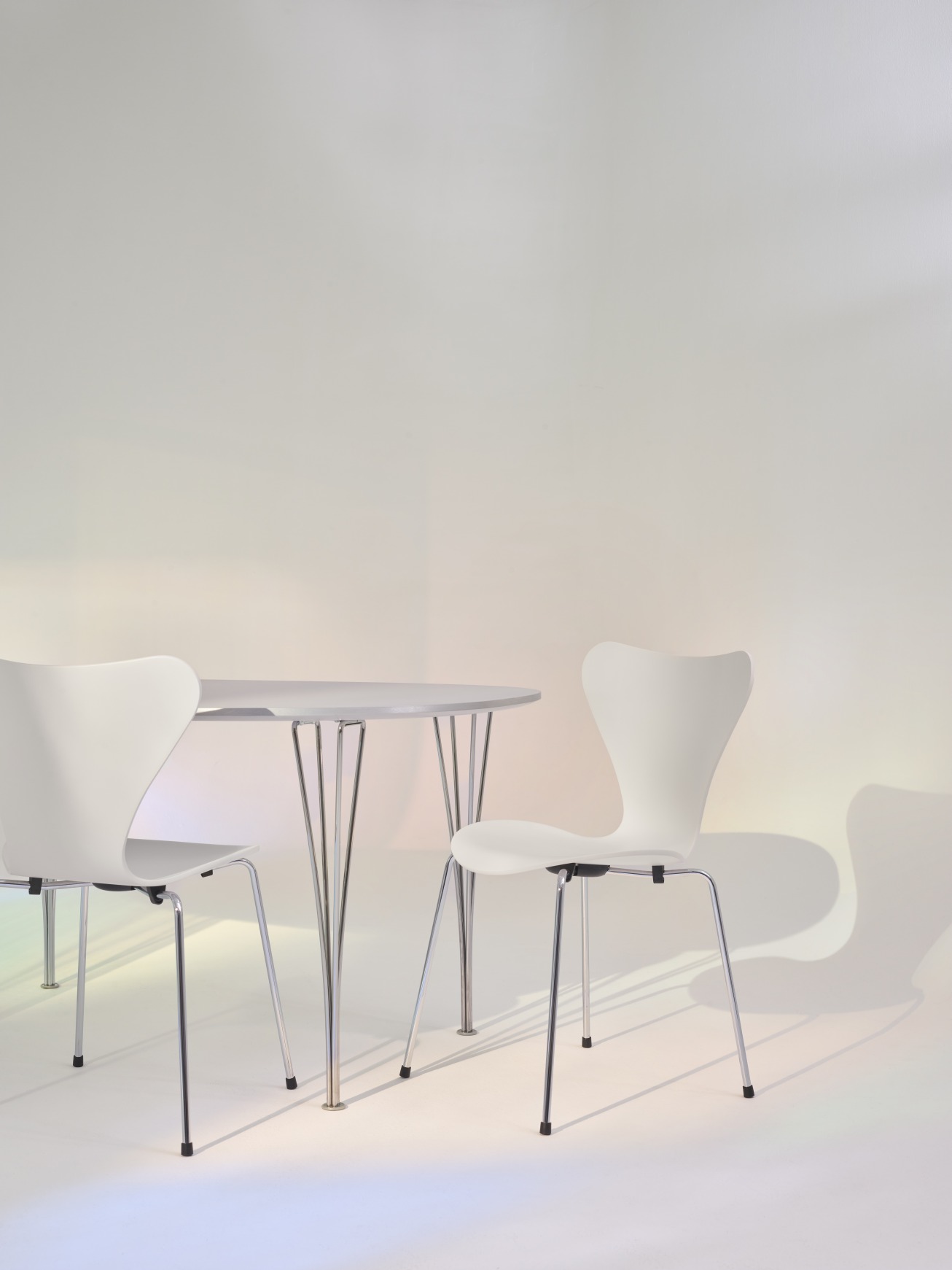 Tafelserie Super Elliptisch van Fritz Hansen