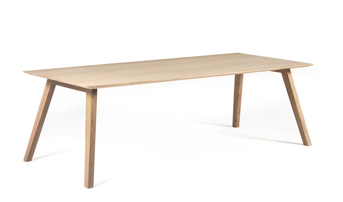 Monk Tisch von Prostoria, Esstisch aus hellem Holz mit schlichtem, modernem Design für Esszimmer.