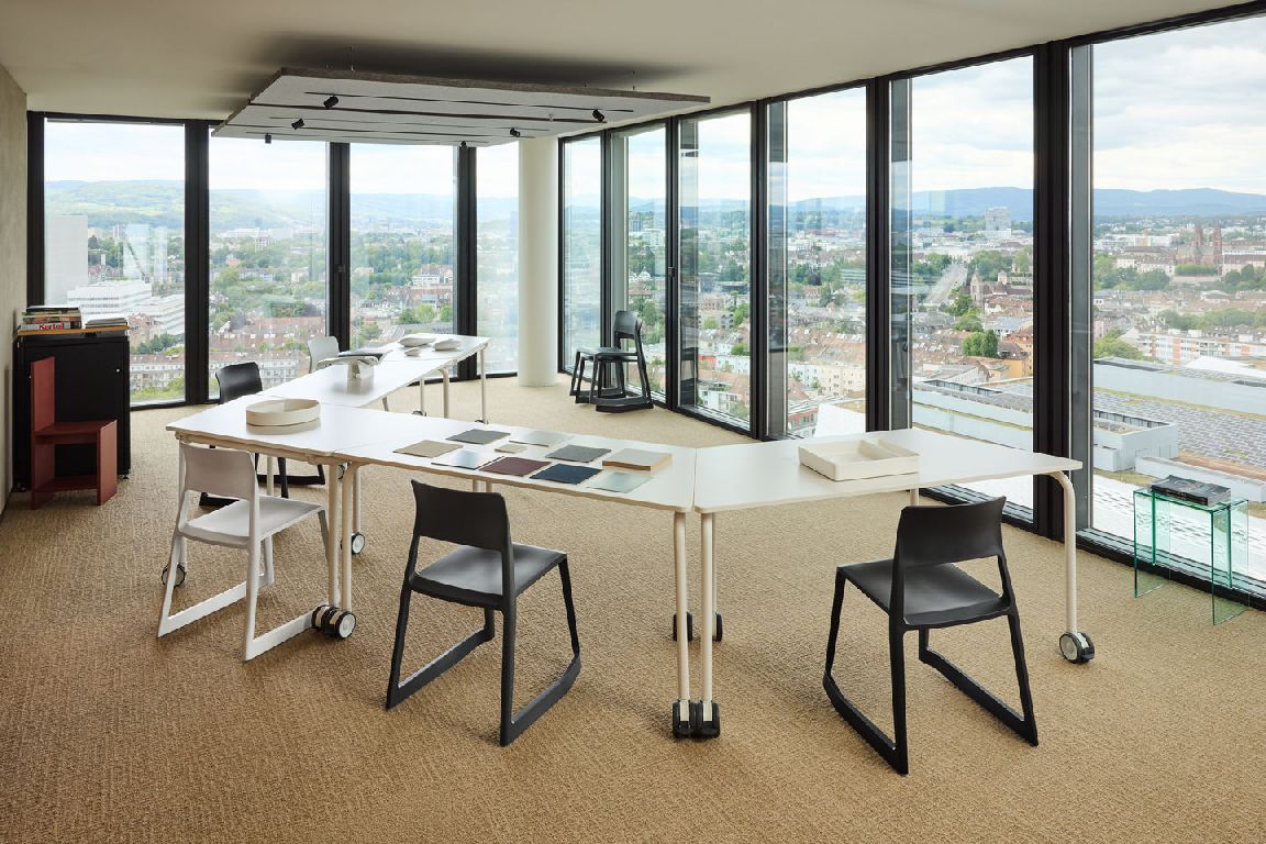 Vitra-vergadertafel tijdens de scoutingtop