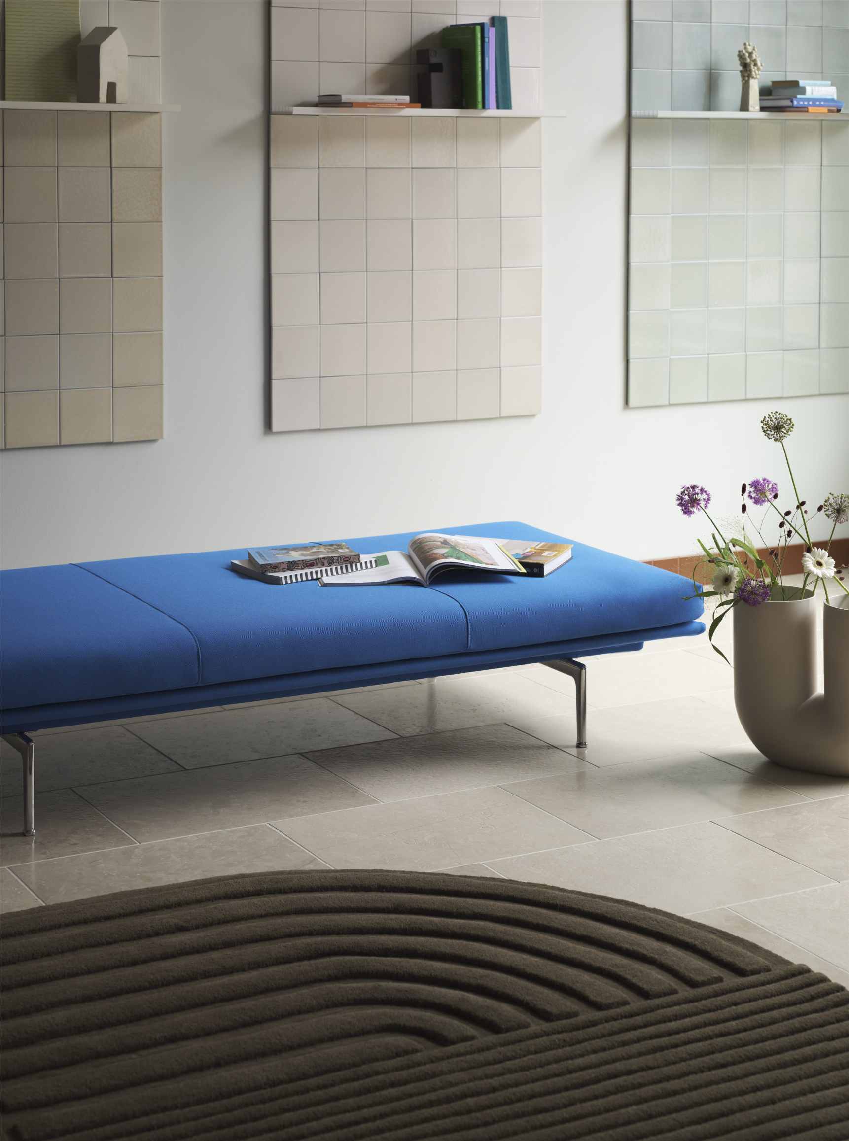 Kink-vaas H 26,3 cm Muuto Dieprood