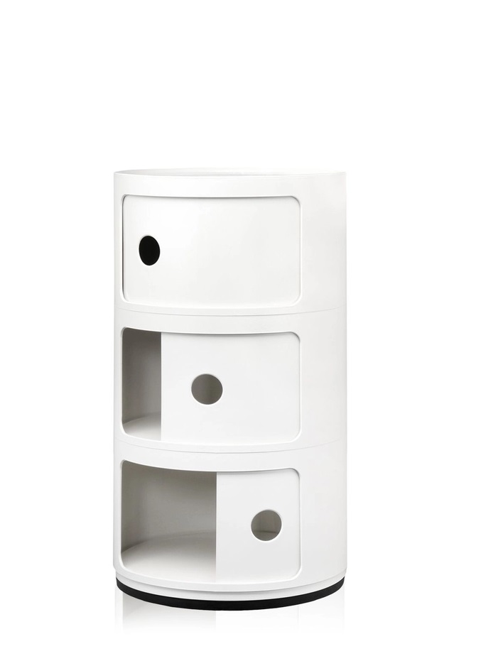 Weißes Componibili 3er Element von Kartell: Runder Nachttisch mit drei Fächern und Schiebetüren.