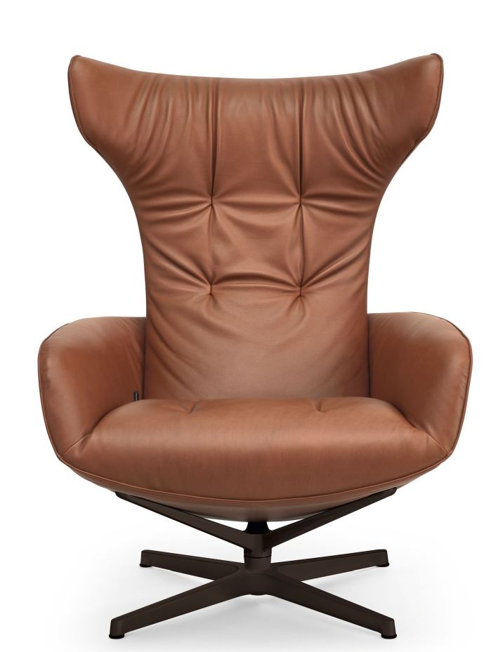Onsa Chair Sessel von Walter Knoll, brauner Ledersessel mit hoher Rückenlehne und Drehfuß.