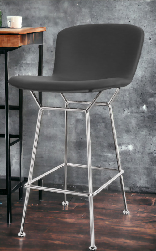 Bertoia Barhocker mit schwarzem Kernleder-Sitz und verchromtem Stahlgestell von Knoll International.