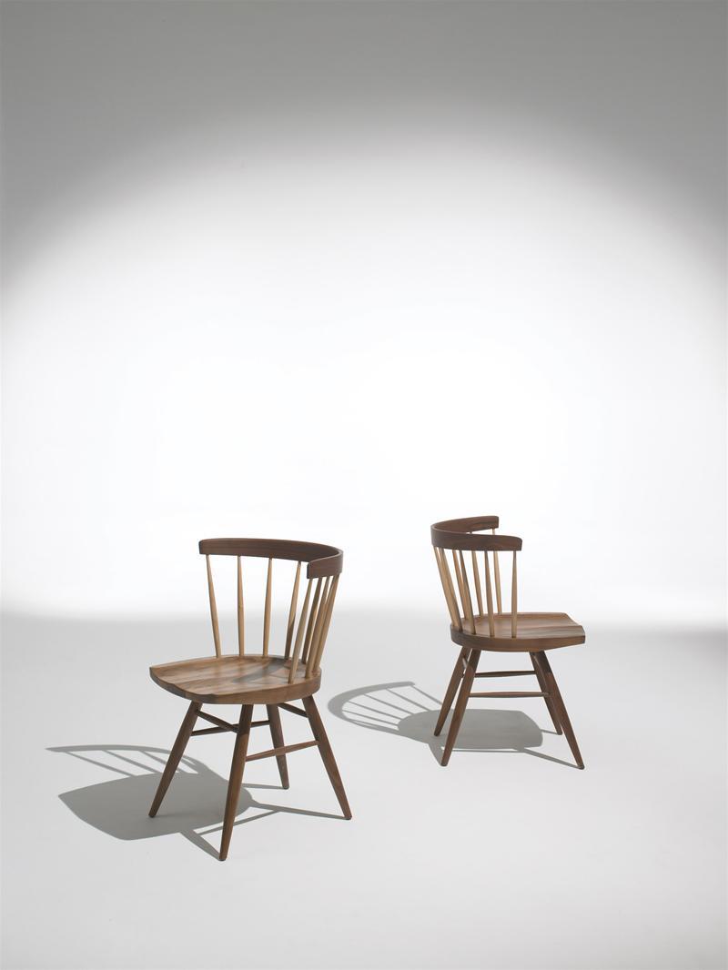 Zwei hölzerne Straight Stühle von Knoll International, modernes Design, Esszimmerstuhl, Holzstuhl.
