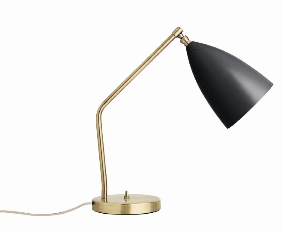 Gubi Gräshoppa Tischleuchte in Messing und Schwarz, modernes Design für Schreibtisch oder Nachttisch.