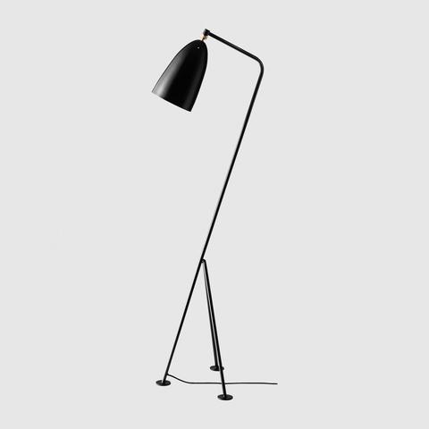 Gräshoppa / Grashoppa staande lamp zwart Gubi