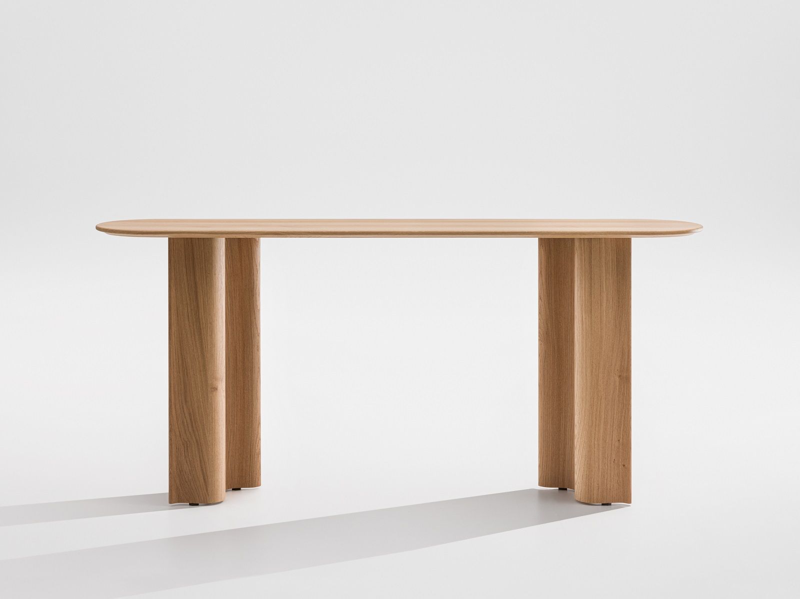 Curtain Console Tisch aus hellem Holz, minimalistisches Design für Flur oder Wohnzimmer.