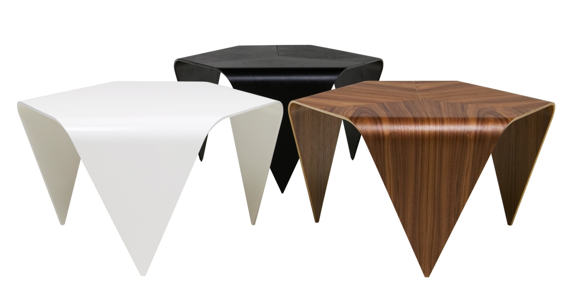 Set aus drei modernen Beistelltischen in Weiß, Schwarz und Holzoptik für Wohnzimmer und Büro.