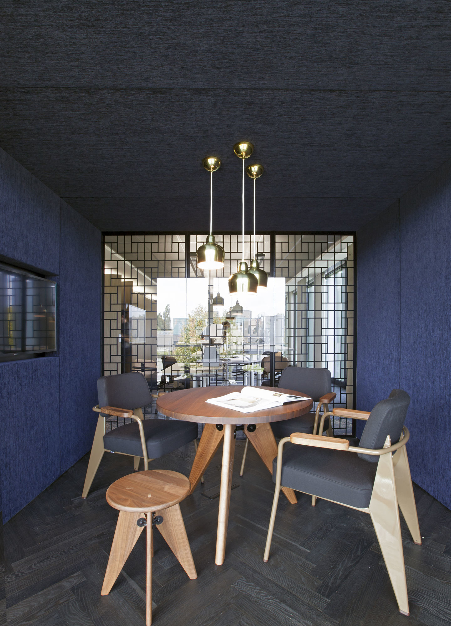 Houten kruk Vitra